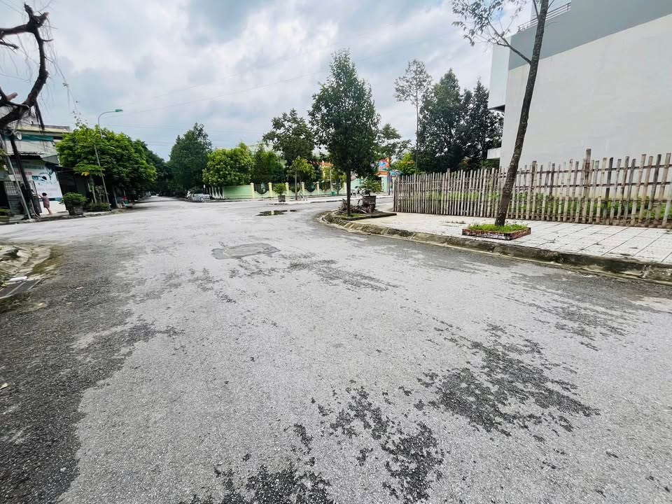 Đất nền Nam Ngạn, Thanh Hóa 88.75m² giá chỉ 3 tỷ - View biệt thự tuyệt đẹp!