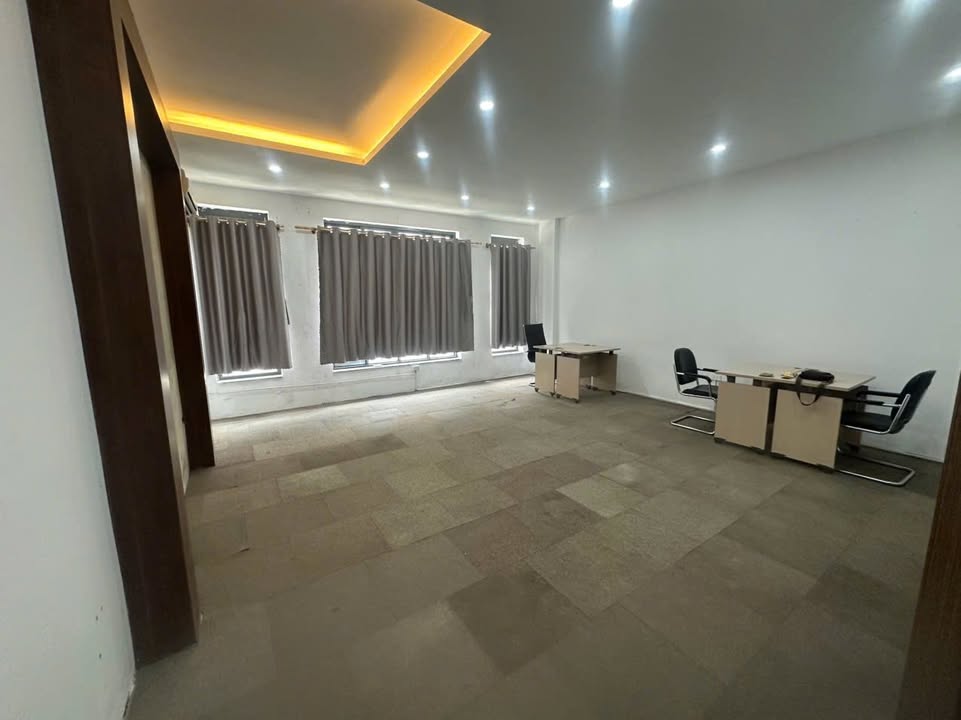 Văn phòng cho thuê Geleximco D, Lê Trọng Tấn 30m² - Không gian làm việc lý tưởng cho startup!