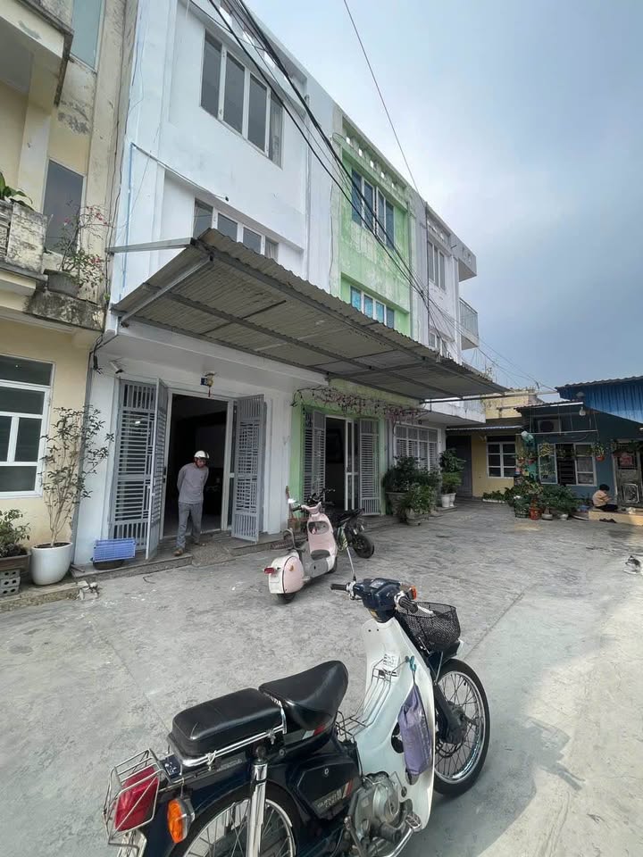 Nhà 3 tầng Đẩu Vũ 2, 43m² giá 1.7 tỷ - Chính chủ, sẵn sàng vào ở!