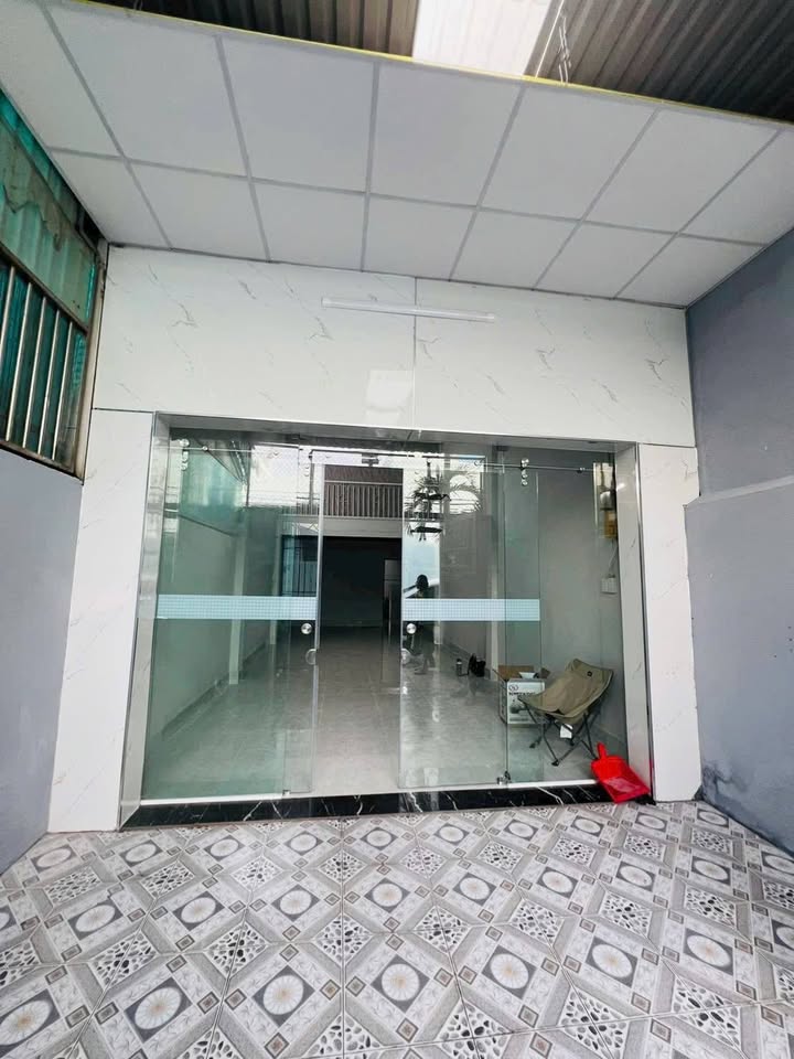 Nhà cho thuê mặt tiền Lê Lâm, Tân Phú 80m² - Thích hợp kinh doanh hoặc ở ngay!