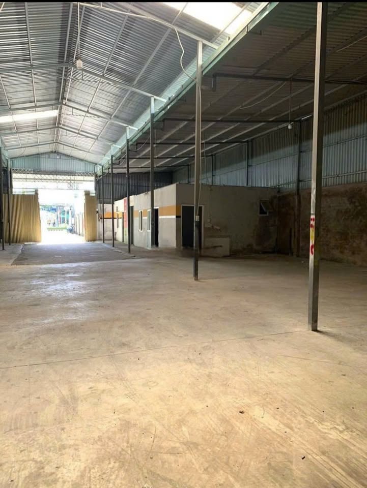 Cho thuê kho 600m² mặt tiền đường Nguyễn Trung Trực - Giá chỉ 20 triệu/tháng