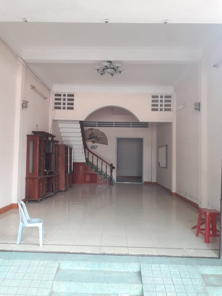 Nhà cho thuê nguyên căn tại đường Hoàng Văn Thụ, Quy Nhơn 80m² chỉ 7 triệu - Phù hợp dạy học!