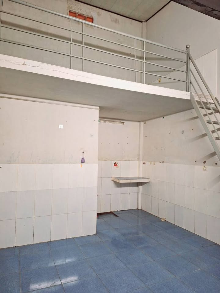 Phòng trọ Hẻm 6 Trần Vĩnh Kiết, 30m² giá thỏa thuận - Gác lửng tự do!