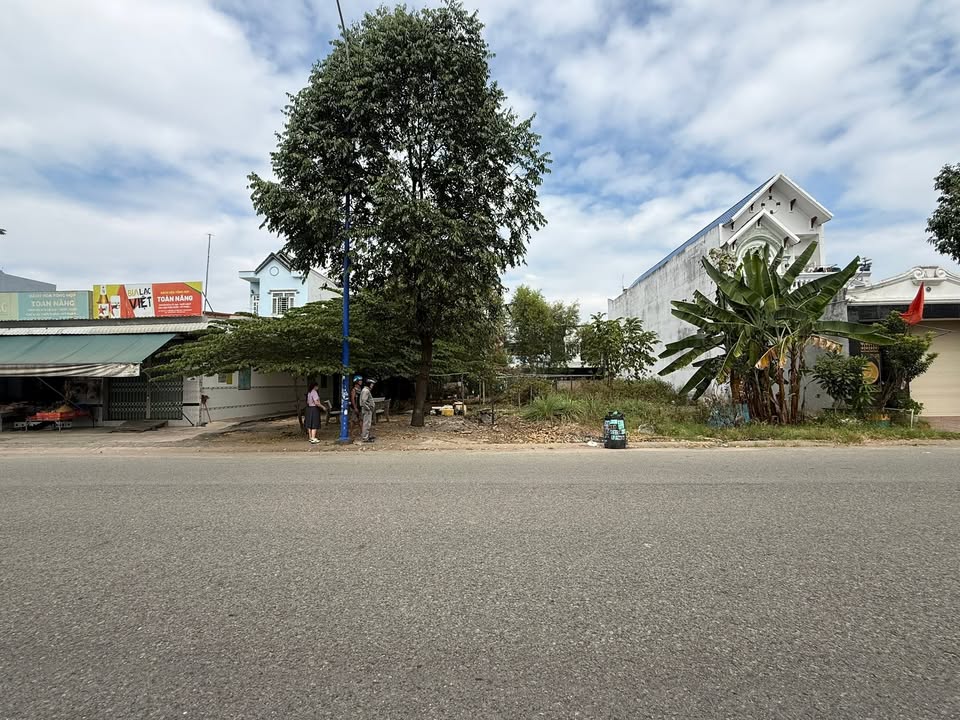 Đất nền Bến Cát 150m² giá 2 tỷ - Sổ đỏ chính chủ, đầu tư sinh lời!