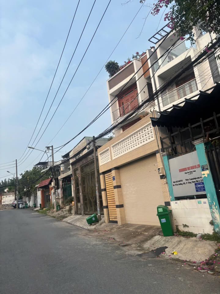 Đất nền Thủ Đức 180.4m² giá 6 tỷ - Đầu tư sinh lời với vị trí đắc địa!