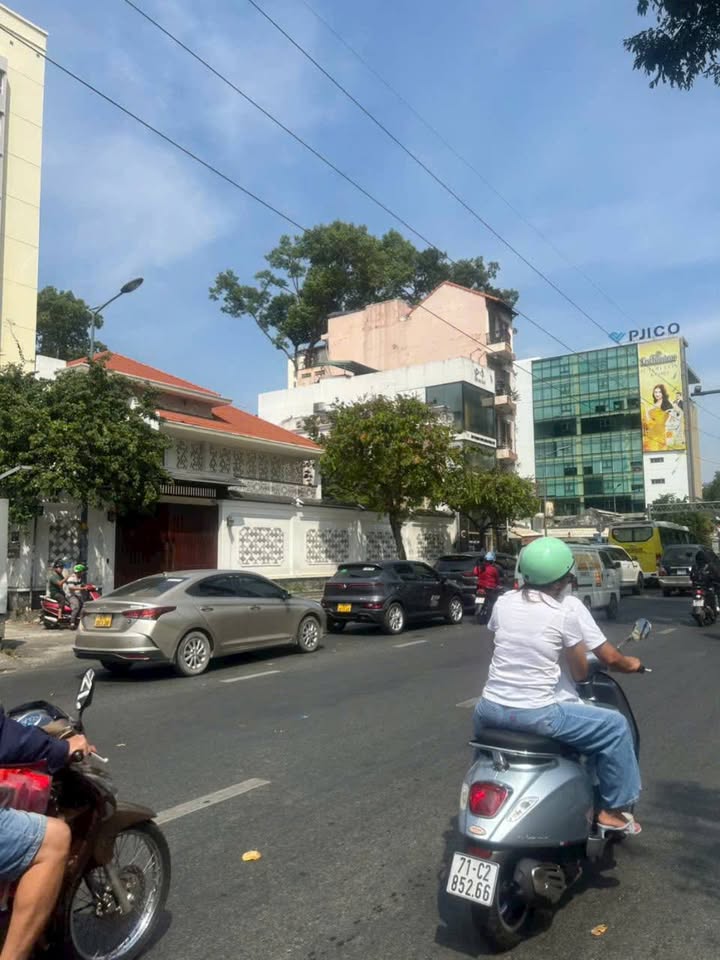 FrontHouse 204A Điện Biên Phủ Quận 3 237m² giá 120 tỷ - Địa điểm vàng cho đầu tư!