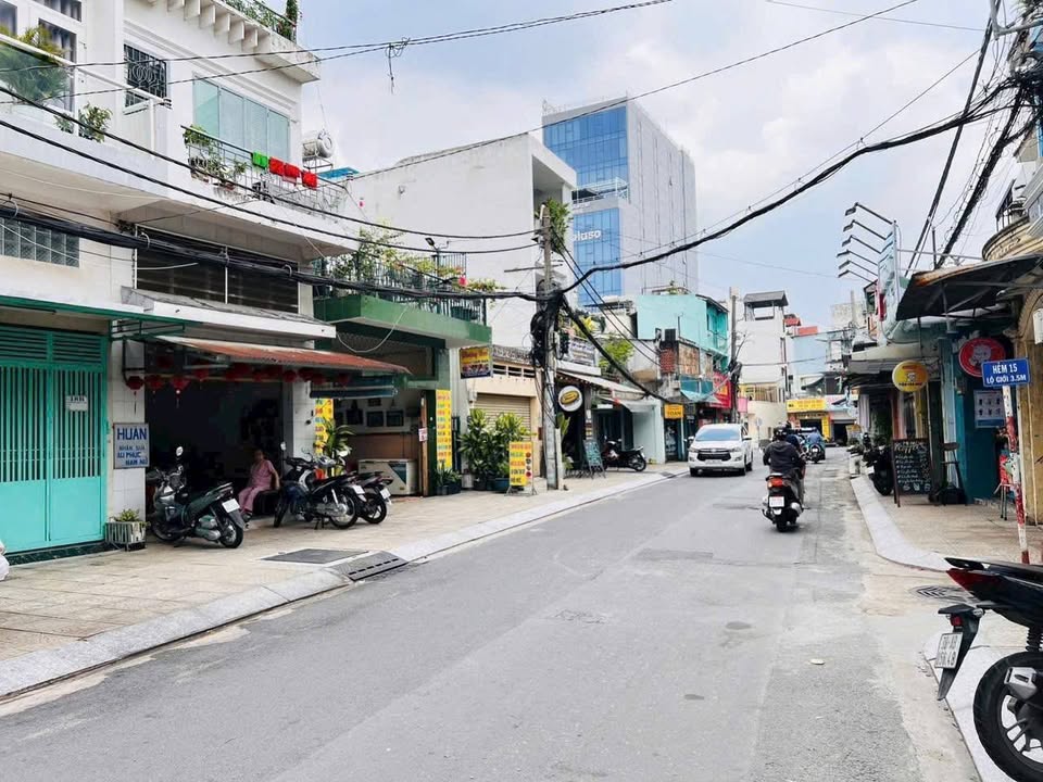 Nhà mặt tiền Nguyễn Đình Chiểu, Phú Nhuận 133m² giá 25.5 tỷ - Đầu tư sinh lời cao!