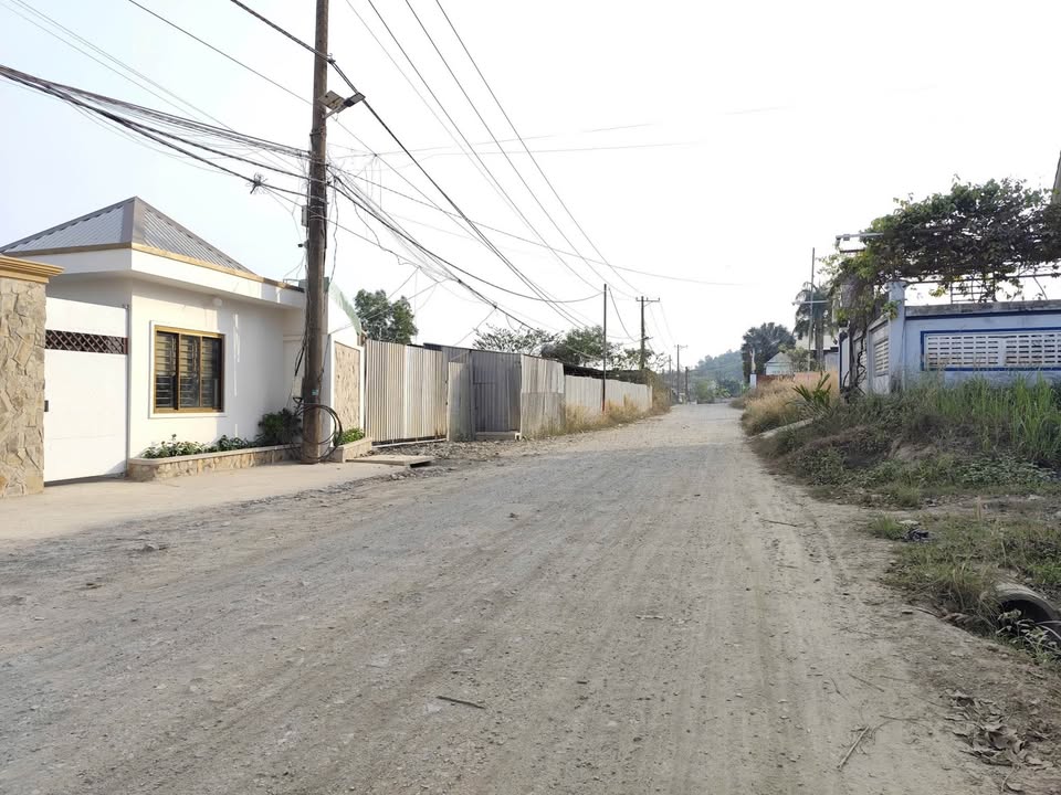 Cho thuê nhà xưởng 10.000m² tại Trảng Dài, Biên Hòa - Giá chỉ 25 triệu/tháng!