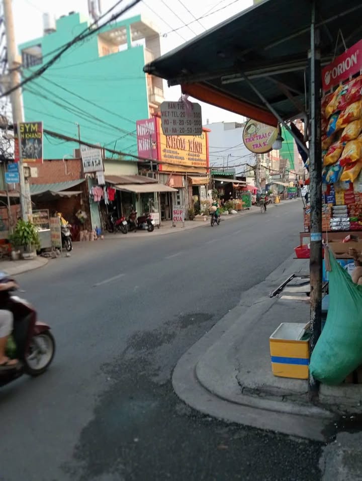 Nhà Hóc Môn 48m² giá 3.55 tỷ - Sổ hồng chính chủ, bớt lộc!