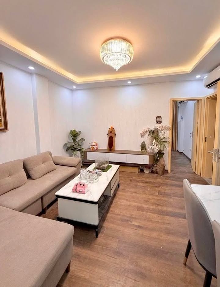 Chung cư mini Đông Ngạc 33m² giá 2.8 tỷ - Sổ đỏ chính chủ, ô tô đỗ cổng!