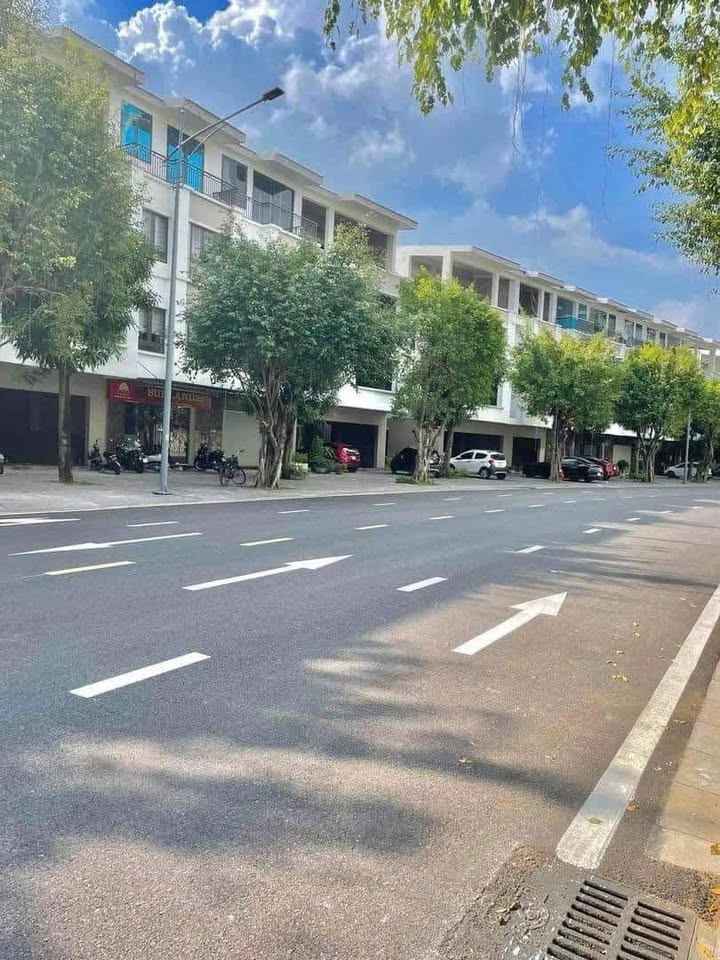 Cho thuê FrontHouse tại Hải An 142,5m² - Gần công viên trung tâm Ecopark chỉ 15 triệu/tháng!