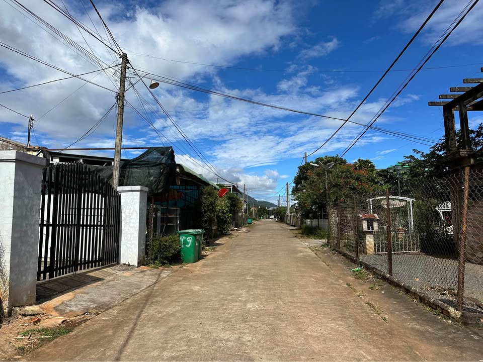 Đất nền Đức Trọng 236m² giá chỉ 240 triệu - Cơ hội đầu tư hấp dẫn!