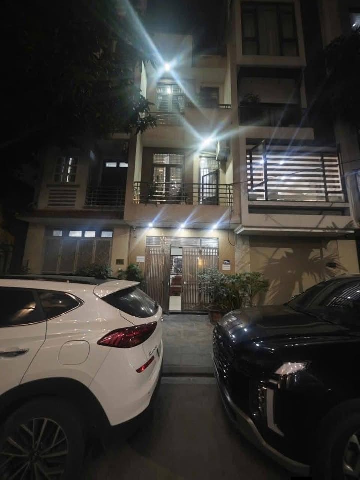 Nhà nguyên căn tại Khu dân cư 918, Phúc Đồng, Long Biên - Giá 12 triệu/tháng, vào ở ngay!