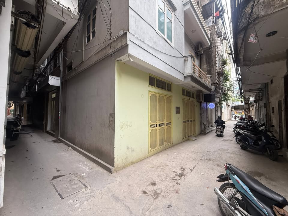 Nhà phố Đống Đa 50m² giá 50-70 tỷ - Dòng tiền ổn định, lô góc hấp dẫn!