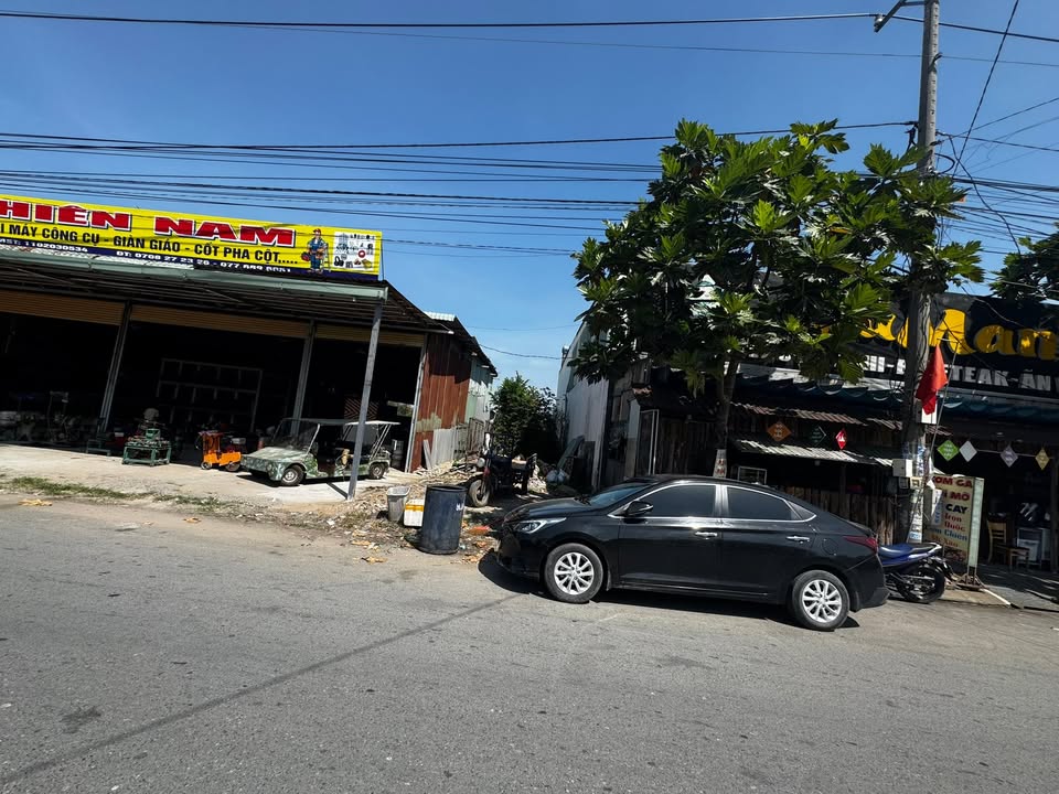 Nhà mặt tiền 24A Đức Hòa 125m² giá 3 tỷ - Vị trí kinh doanh đắc địa!