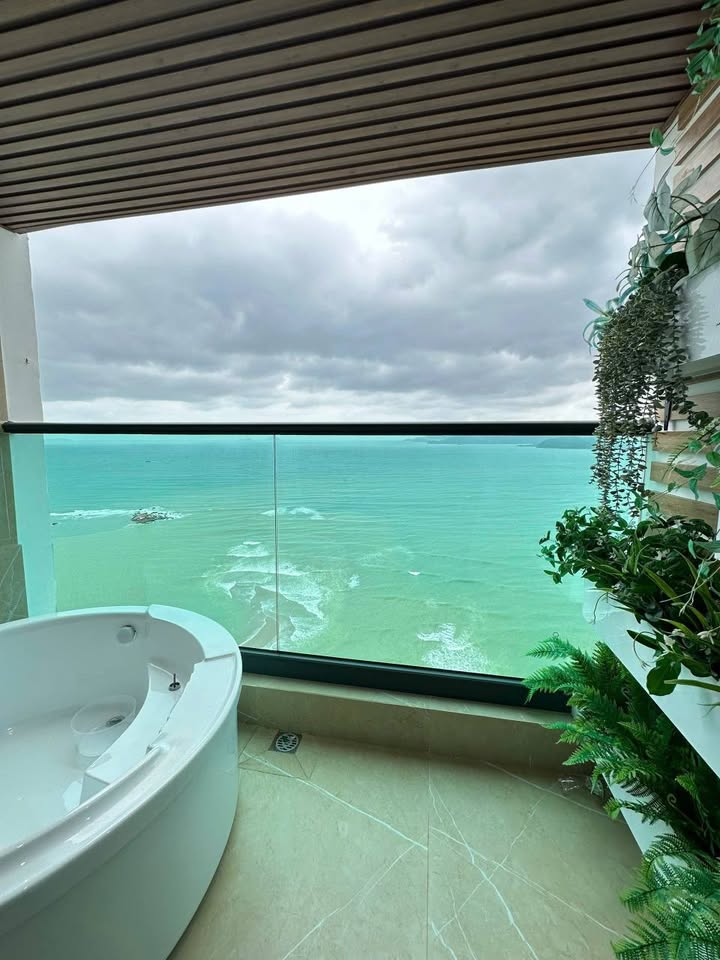 Căn hộ Mường Thanh Trần Phú 59m² giá 3.85 tỷ - View biển tuyệt đẹp!