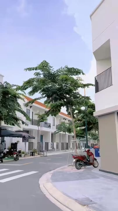 Nhà nguyên căn cho thuê tại khu đô thị Richland Hòa Lợi - Full nội thất, vào ở ngay!