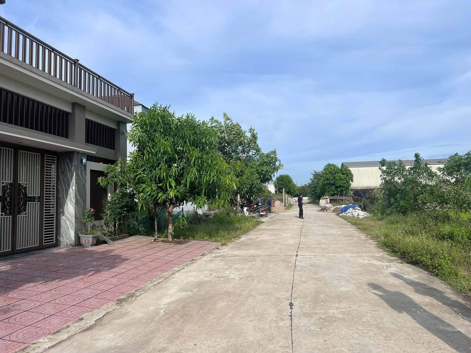 Đất nền Thạch Đài 200m² giá 2 tỷ - Cơ hội đầu tư tuyệt vời!