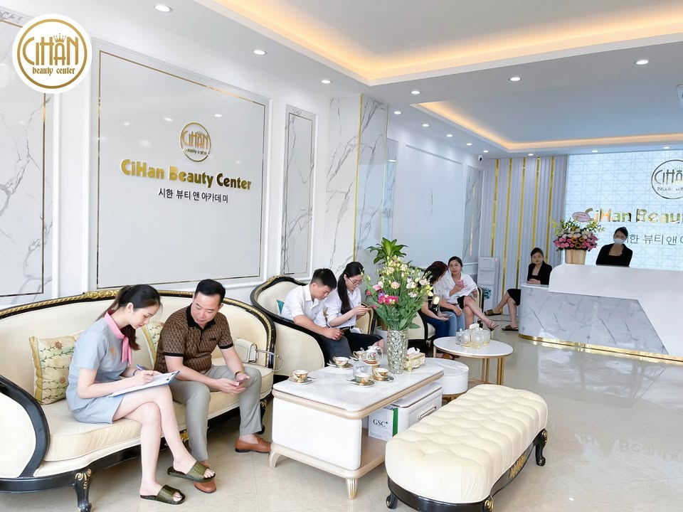 Cho thuê FrontHouse Nguyễn Khang 100m² giá 90 triệu - Mặt tiền 8m, thang máy hiện đại!