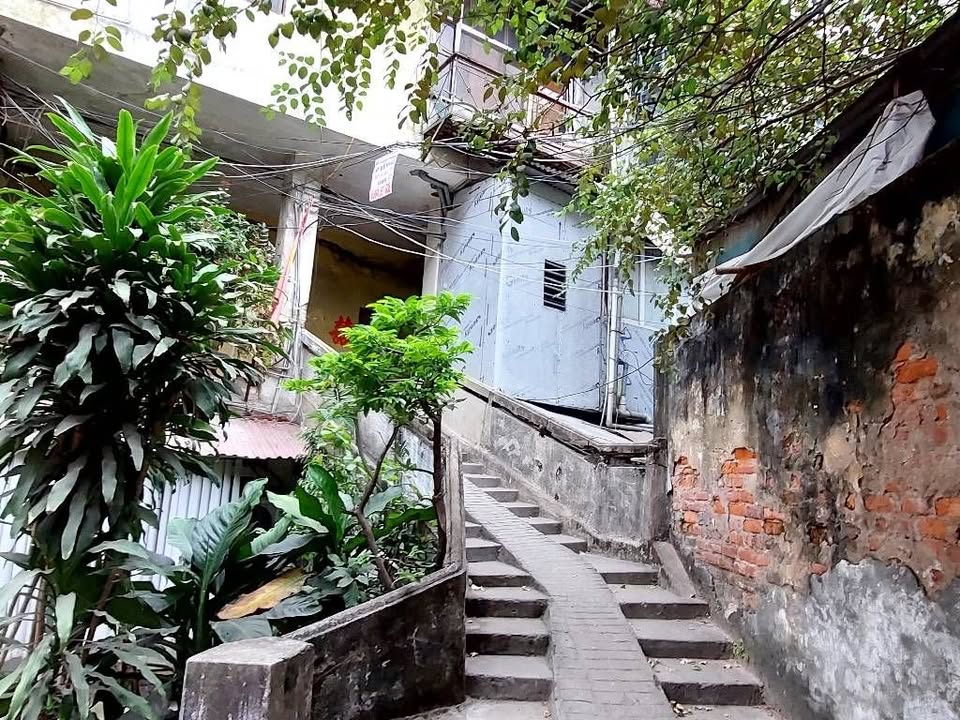 Căn hộ Tập thể Thụy Khuê Tây Hồ 58m² giá 3 tỷ - Vị trí trung tâm, tiện ích đa dạng!