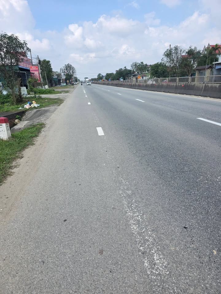 Đất kinh doanh 2 mặt tiền Quốc lộ 1A, Cẩm Bình 160m² giá 5 tỷ - Cơ hội đầu tư hấp dẫn!