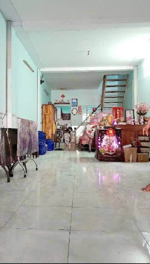 Bán nhà kinh doanh mặt tiền đường Hoàng Ngân, Quận 8, 96m² chỉ 8.4 tỷ - Sổ hồng chính chủ!