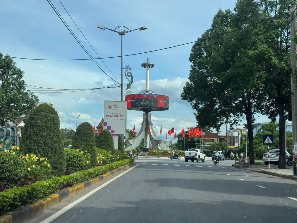 Bán đất mặt tiền đường Hùng Vương, Đông Hà, 100m², giá 3.95 tỷ - Vị trí kinh doanh đắc địa!