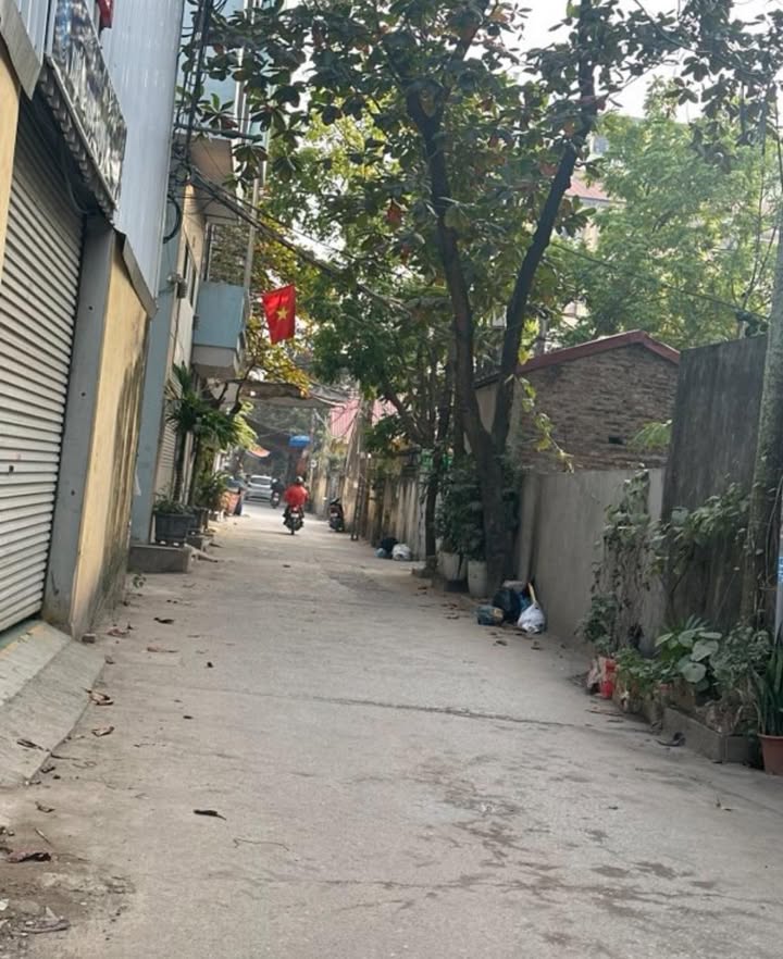 Nhà riêng Cổ Nhuế, Bắc Từ Liêm 60m² giá 9 tỷ - Đầu tư sinh lời tuyệt vời!