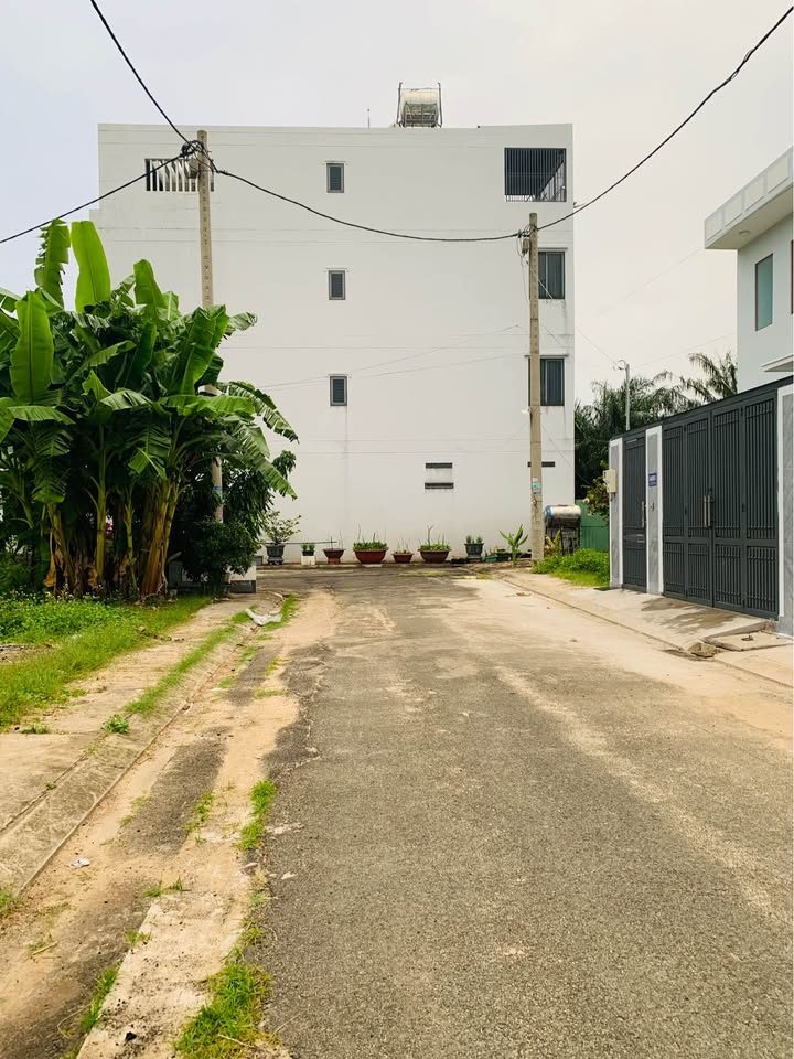 Đất thổ cư Hóc Môn 80m² giá mềm - Cơ hội hiếm có!