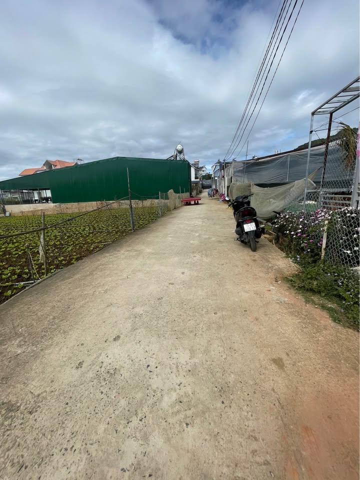 Đất nền phường Lang Biang - 153m² giá 2.4 tỷ - Sổ đỏ chính chủ