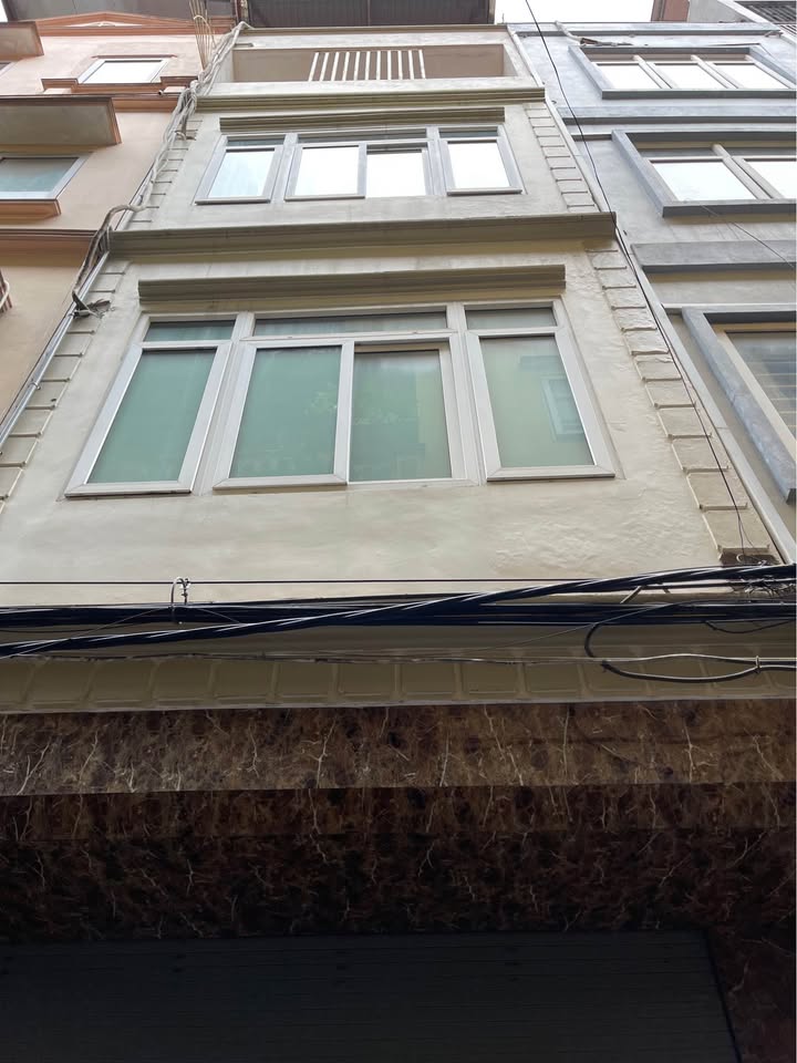 Nhà mặt ngõ Xuân Thủy, Cầu Giấy, 24m² giá 15 tỷ - Vị trí đắc địa, ô tô tránh!