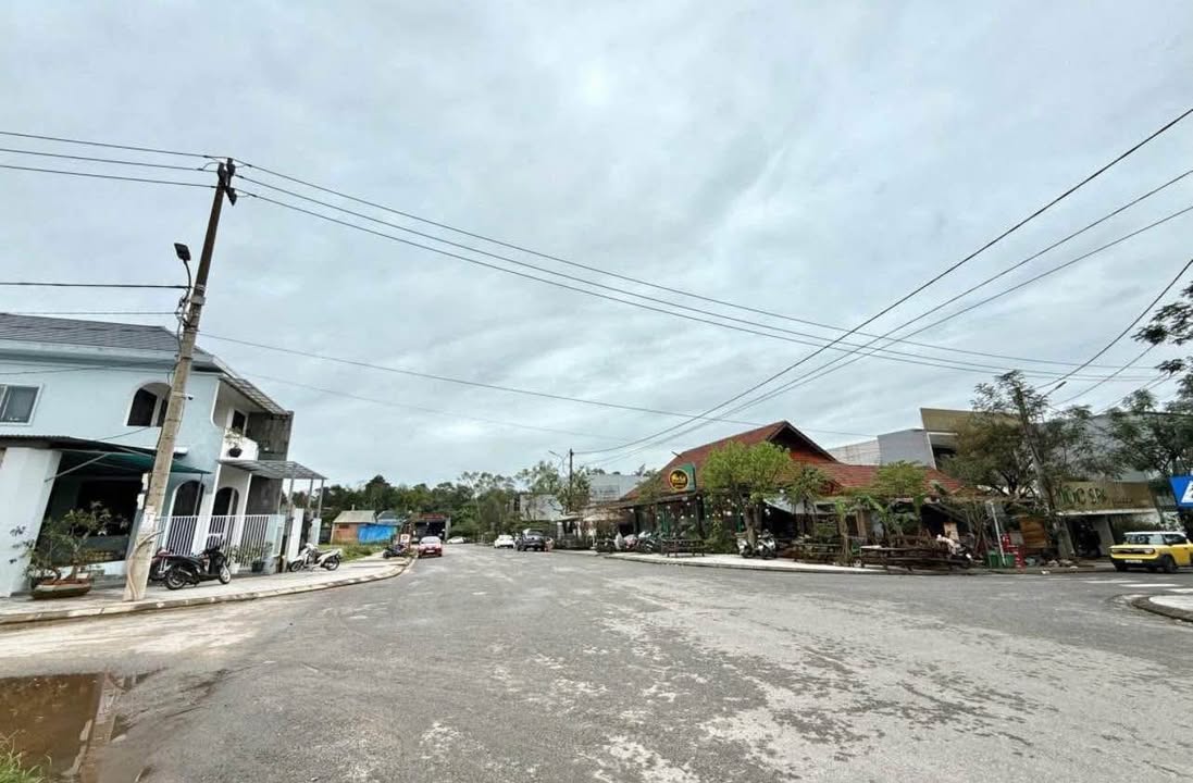 Đất nền Thủy Xuân 80m² giá 2.7 tỷ - Khu vực cao ráo, không ngập lụt!