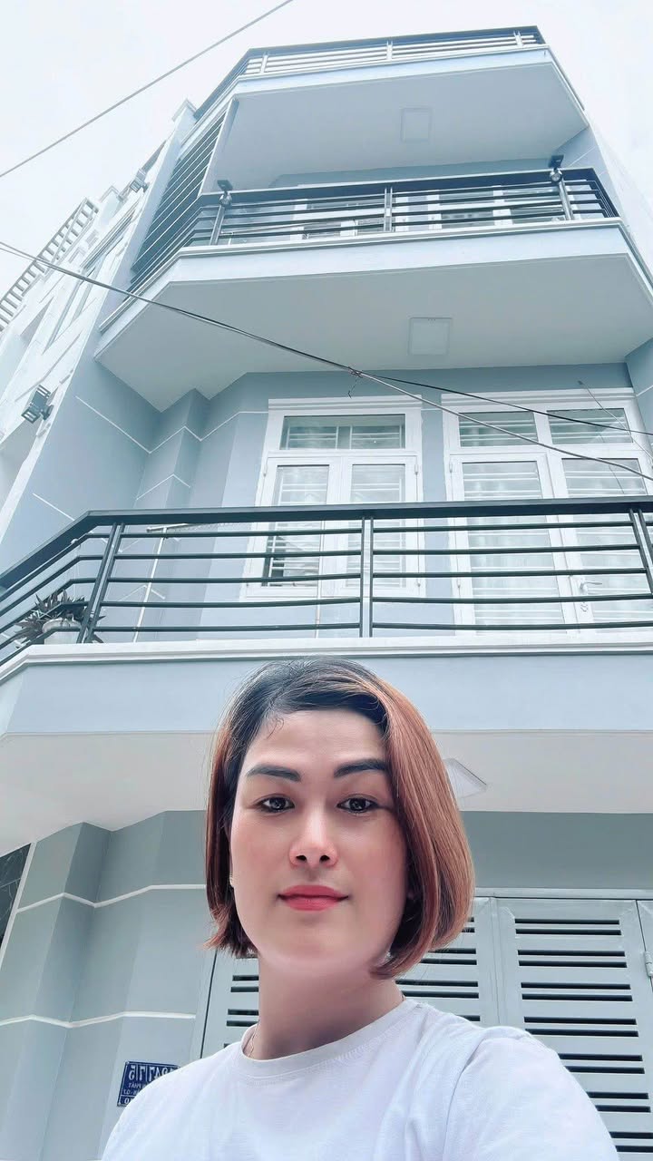 Nhà 4 tầng Phú Thuận Q7 45m² giá 6.8 tỷ - Sổ đỏ chính chủ, hoàn công đầy đủ!