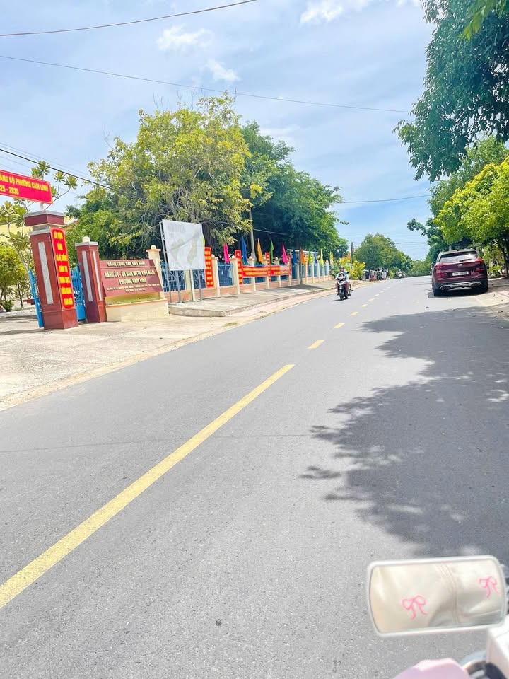 Nhà 2 mặt tiền đường Nguyễn Bỉnh Khiêm, Cam Linh 131m² giá 4.5 tỷ - Cơ hội sở hữu tuyệt vời!