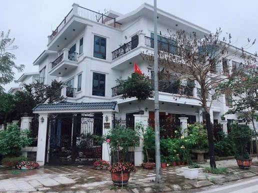 Biệt thự cho thuê Khu đô thị mới Xuân Phương, Nam Từ Liêm 200m² giá 40 triệu - Sân rộng thoáng mát!