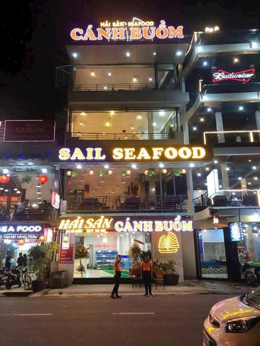 Nhà cho thuê Nguyễn Khang, Cầu Giấy 100m² - Đầu tư kinh doanh lý tưởng!