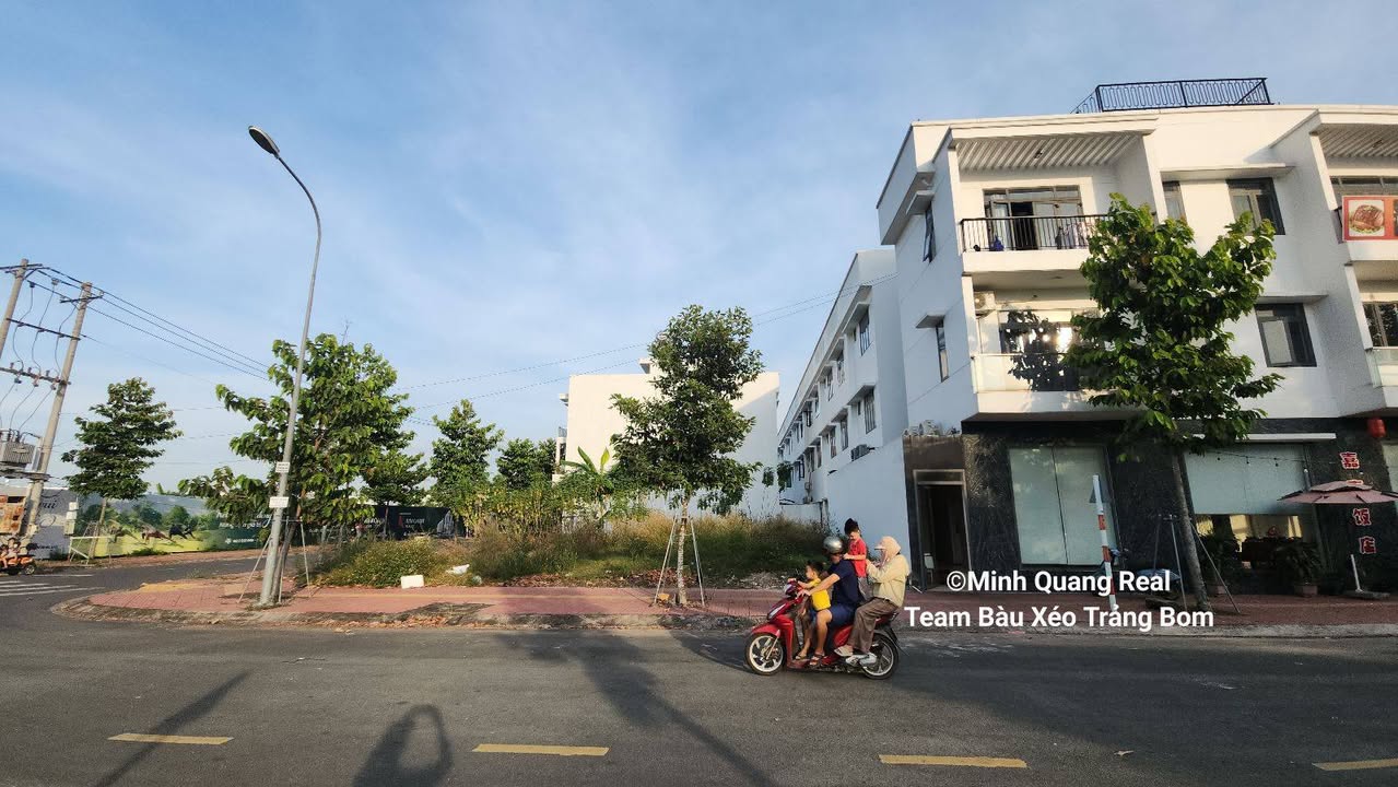 Đất nền kinh doanh Trảng Bom 140m² giá 3 tỷ - Vị trí đắc địa, giảm giá cực sốc!