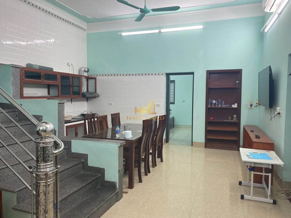 Nhà cho thuê tại Đông Thành, Ninh Bình 3 tầng 4 phòng ngủ - Dọn vào ở ngay!