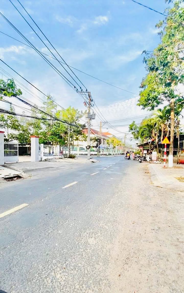 Đất nền Phường Bến Tre 354m² giá 830 triệu - Đầu tư sinh lời cao!