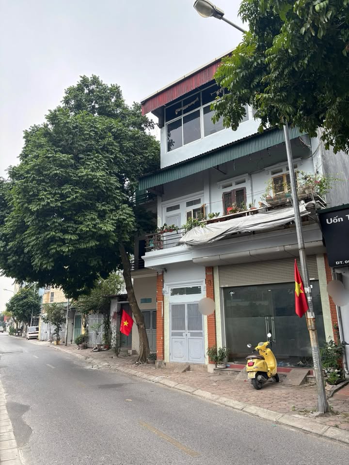 Nhà mặt phố Cầu Bây, Long Biên 71m² giá 10 tỷ - Kinh doanh lý tưởng!