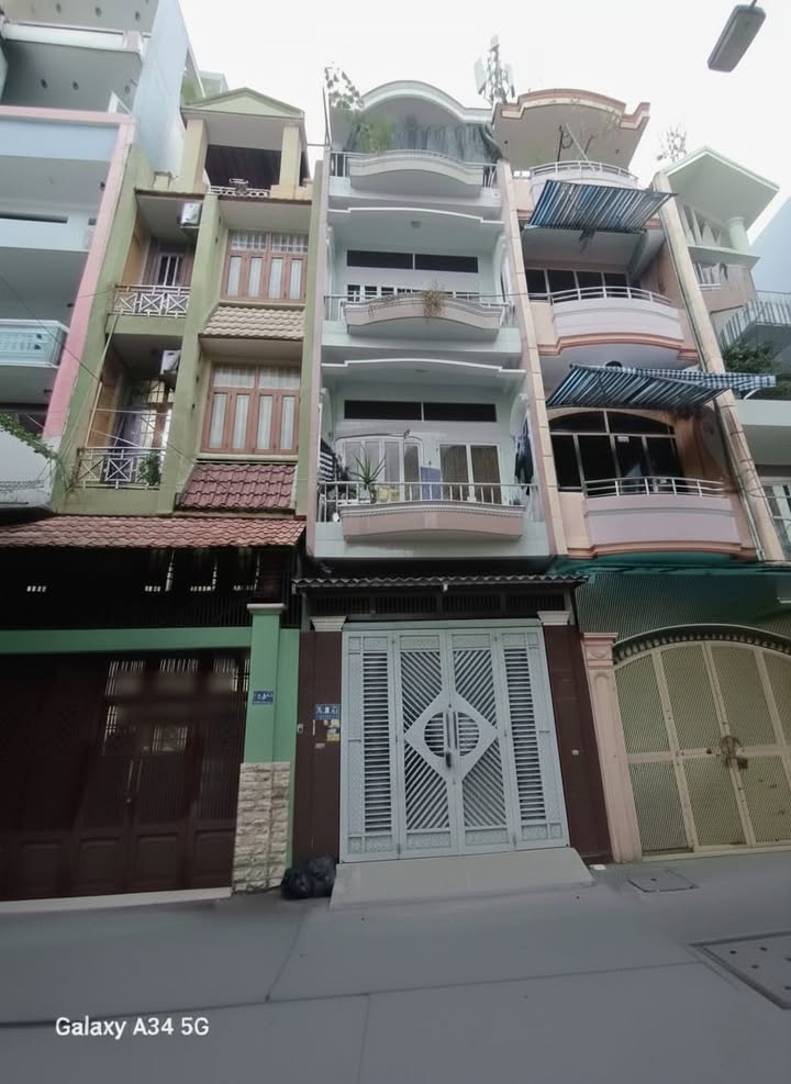 Nhà bán hẻm xe hơi Thành Thái Quận 10, 62.4m², giá 16 tỷ - Cơ hội đầu tư tốt!