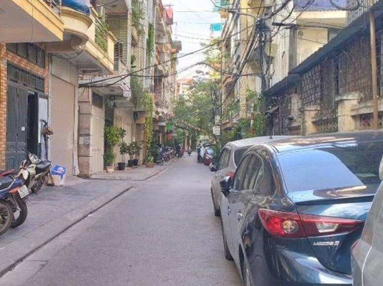 Nhà riêng cho thuê Lê Trọng Tấn, Thanh Xuân 60m² - Đầy đủ nội thất, vào ở ngay!