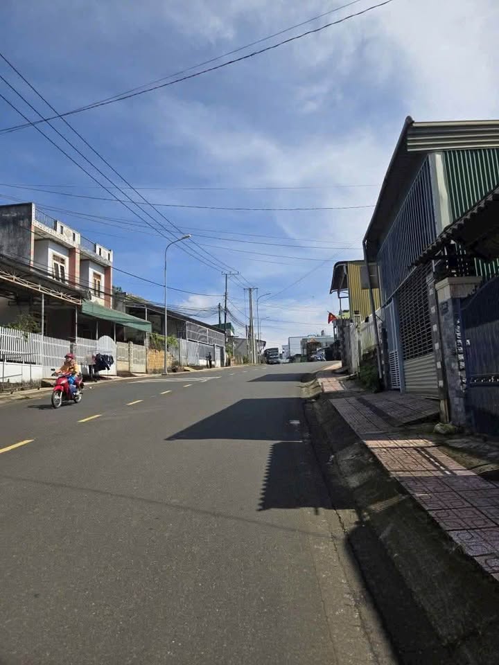 Bán FrontHouse mặt tiền Trần Quốc Toản B'lao 111m² - Giá tốt cho đầu tư!