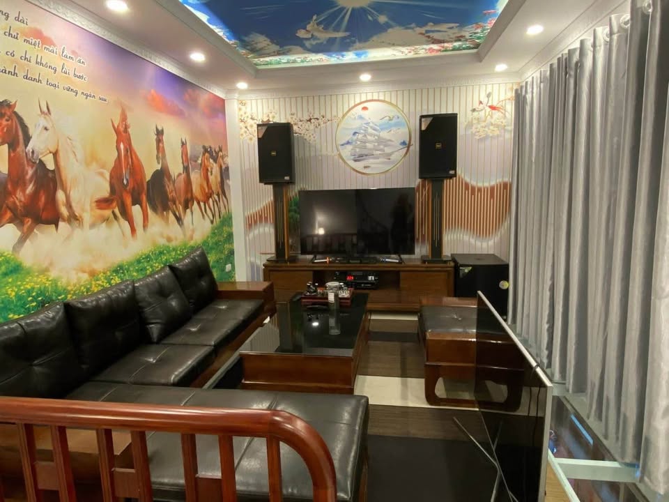 Nhà nguyên căn phố Phúc Lợi 6 tầng - 10 triệu/tháng - Nội thất đầy đủ, sẵn sàng ở ngay!