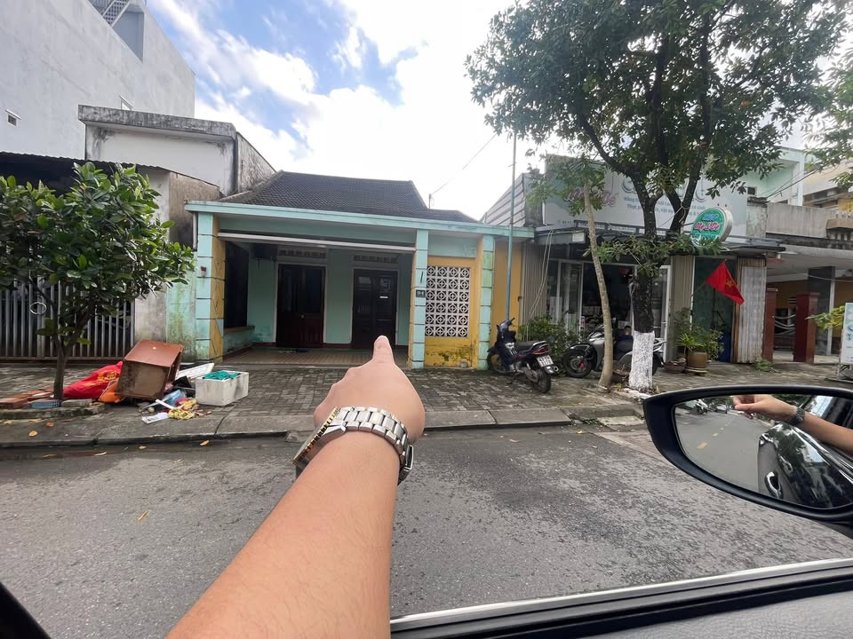 Nhà phố Mân Thái, Sơn Trà 141m² - Cách biển chỉ 200m, giá tốt thương lượng!