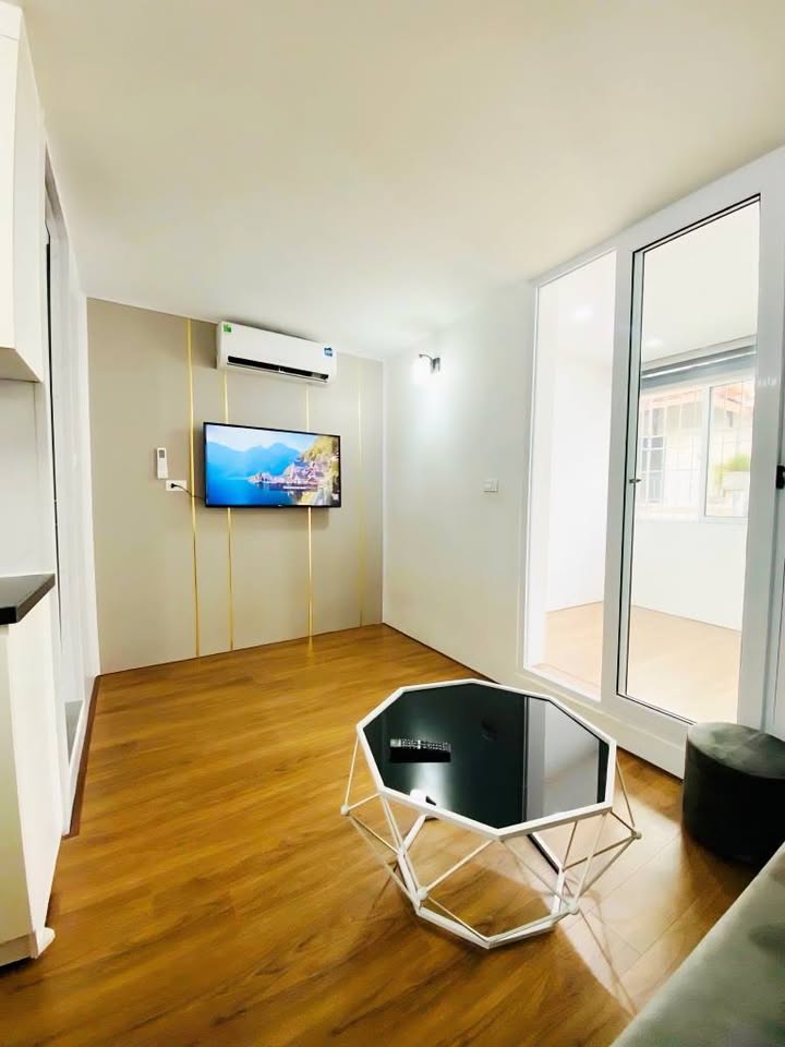 Căn hộ Tập thể Lê Gia Định, Hai Bà Trưng 50m² giá 2.4 tỷ - Căn góc thoáng mát, sẵn sàng vào ở!