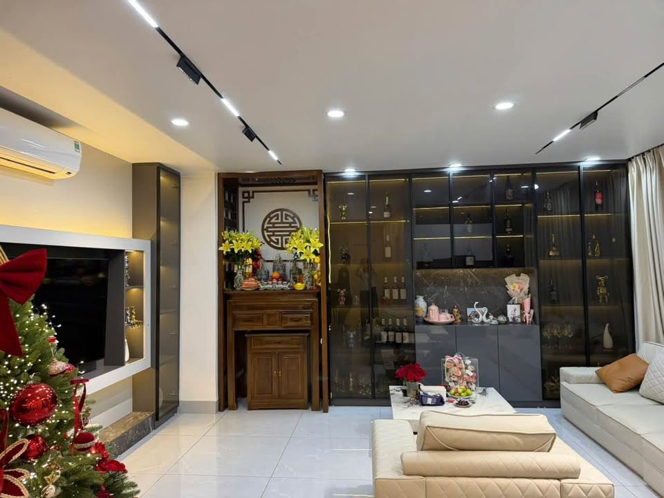 Căn hộ CT7 Parkview Risendence Hà Đông 100m² giá 7 tỷ - Full nội thất cao cấp, sẵn sàng vào ở!