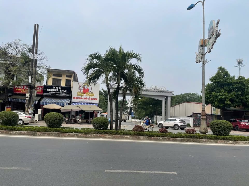 Nhà mặt đường Quốc Lộ 21A, Sơn Tây 82m² giá 10 tỷ - Cơ hội đầu tư lý tưởng!