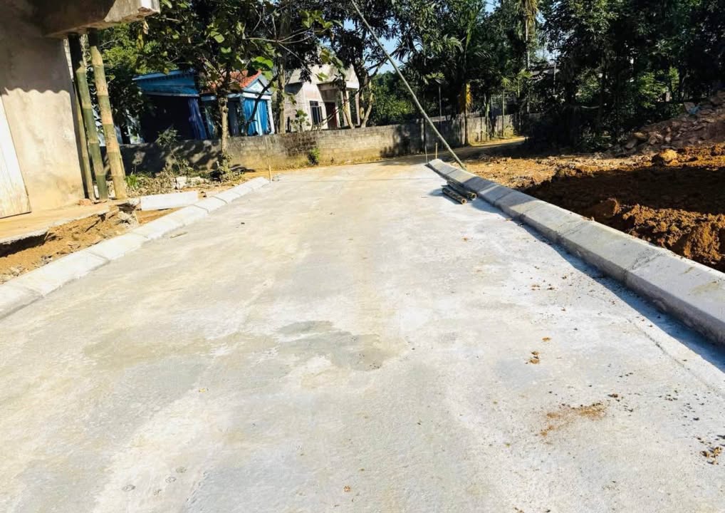 Đất nền thổ cư Cao Dương - Lương Sơn 80m² giá chỉ 320 triệu - Sổ đỏ chính chủ!