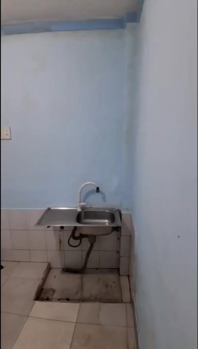 Nhà phố Văn Thân, Quận 6, 30m², giá 2 tỷ - Sổ hồng riêng, hoàn công đầy đủ!